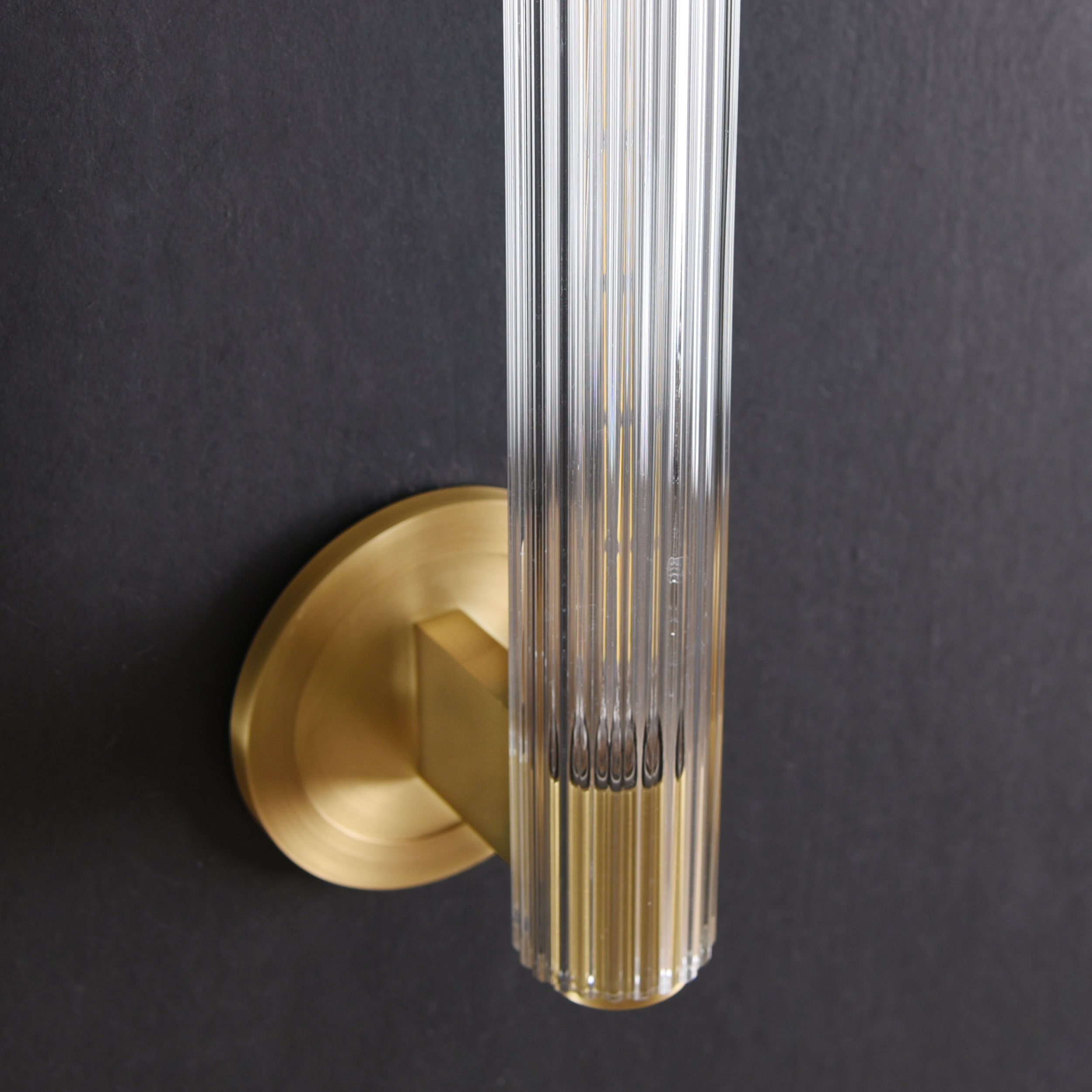 Layker Single Sconce Brass