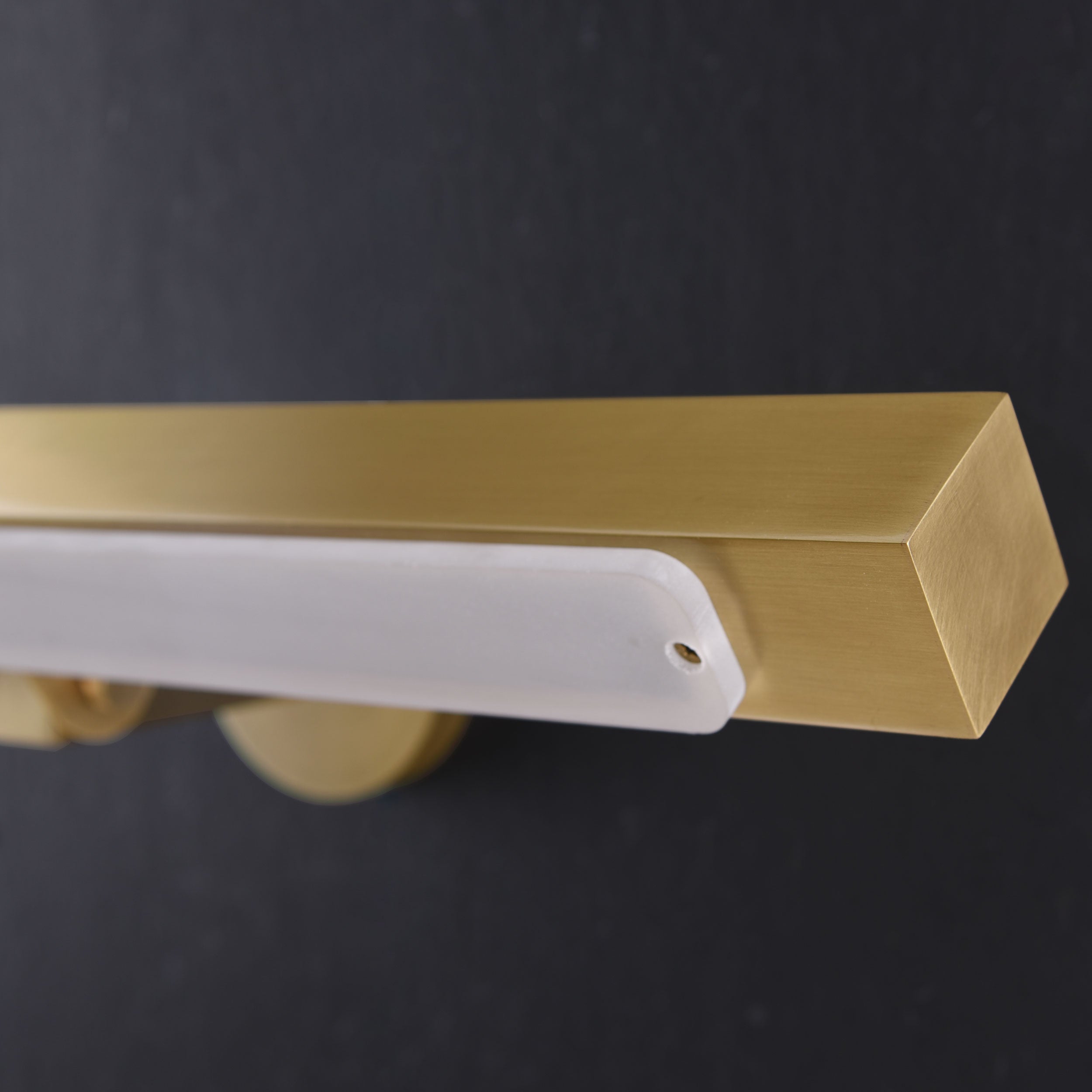 Roll Picture Sconce Brass