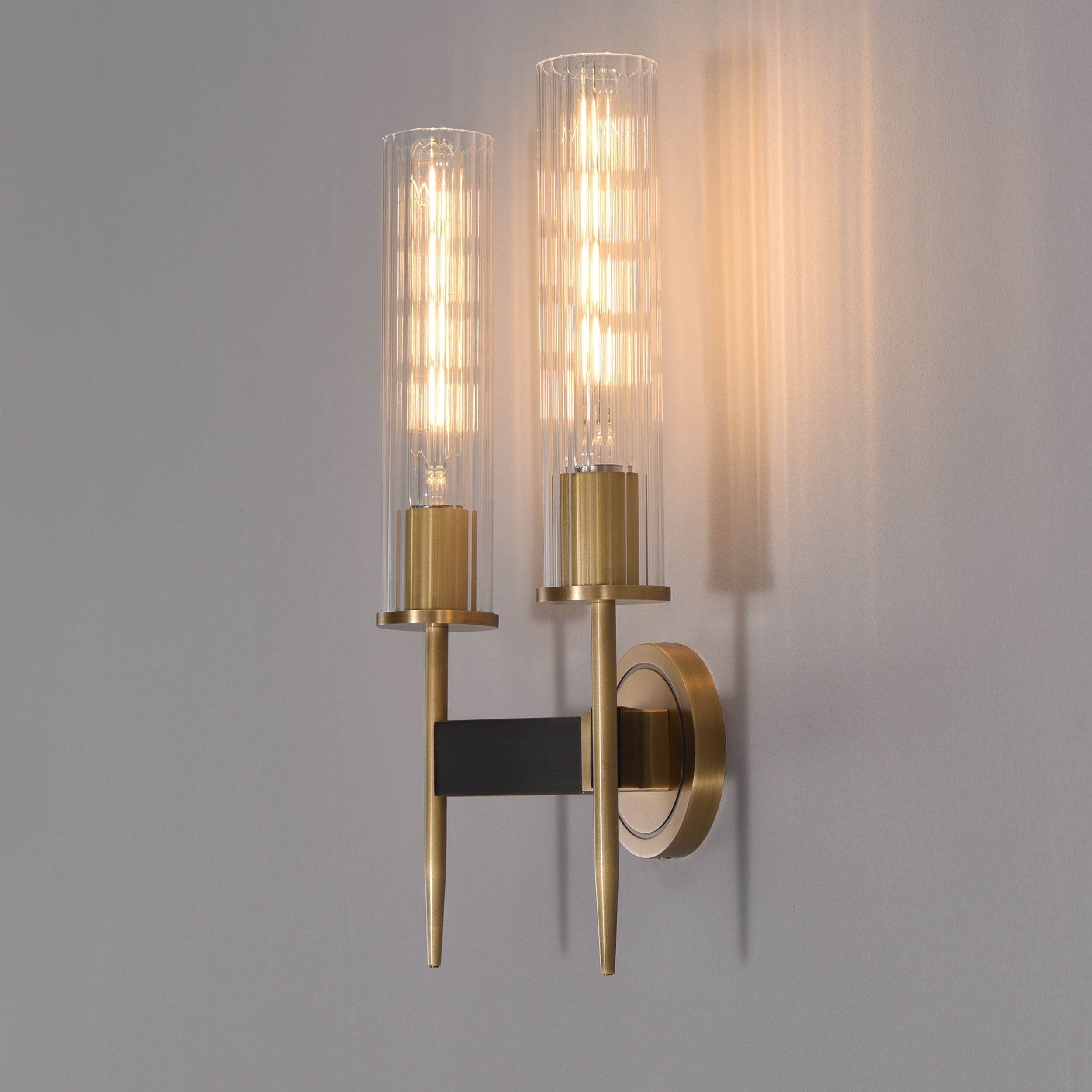 Figure Double Sconce Brass