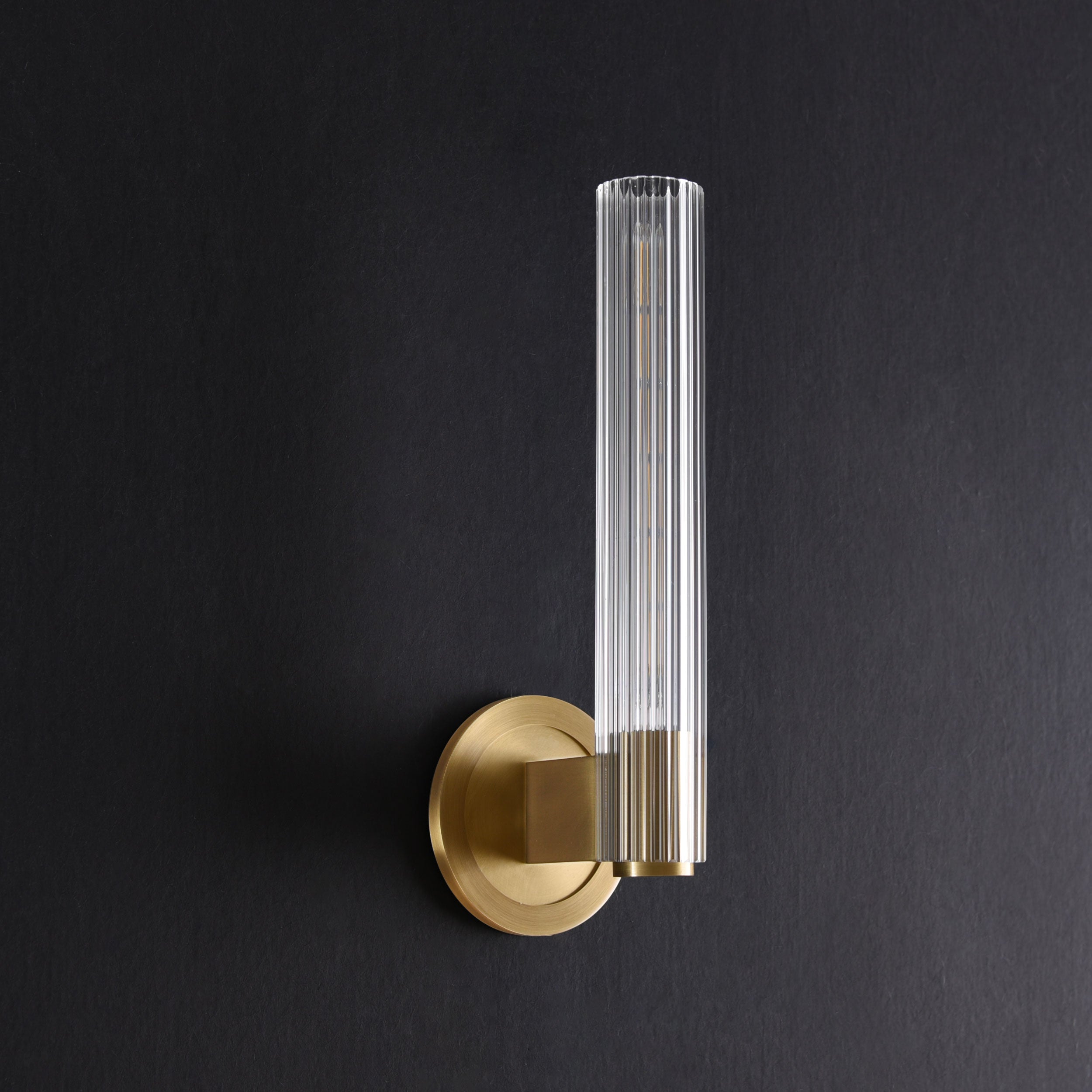 Layker Single Sconce Brass