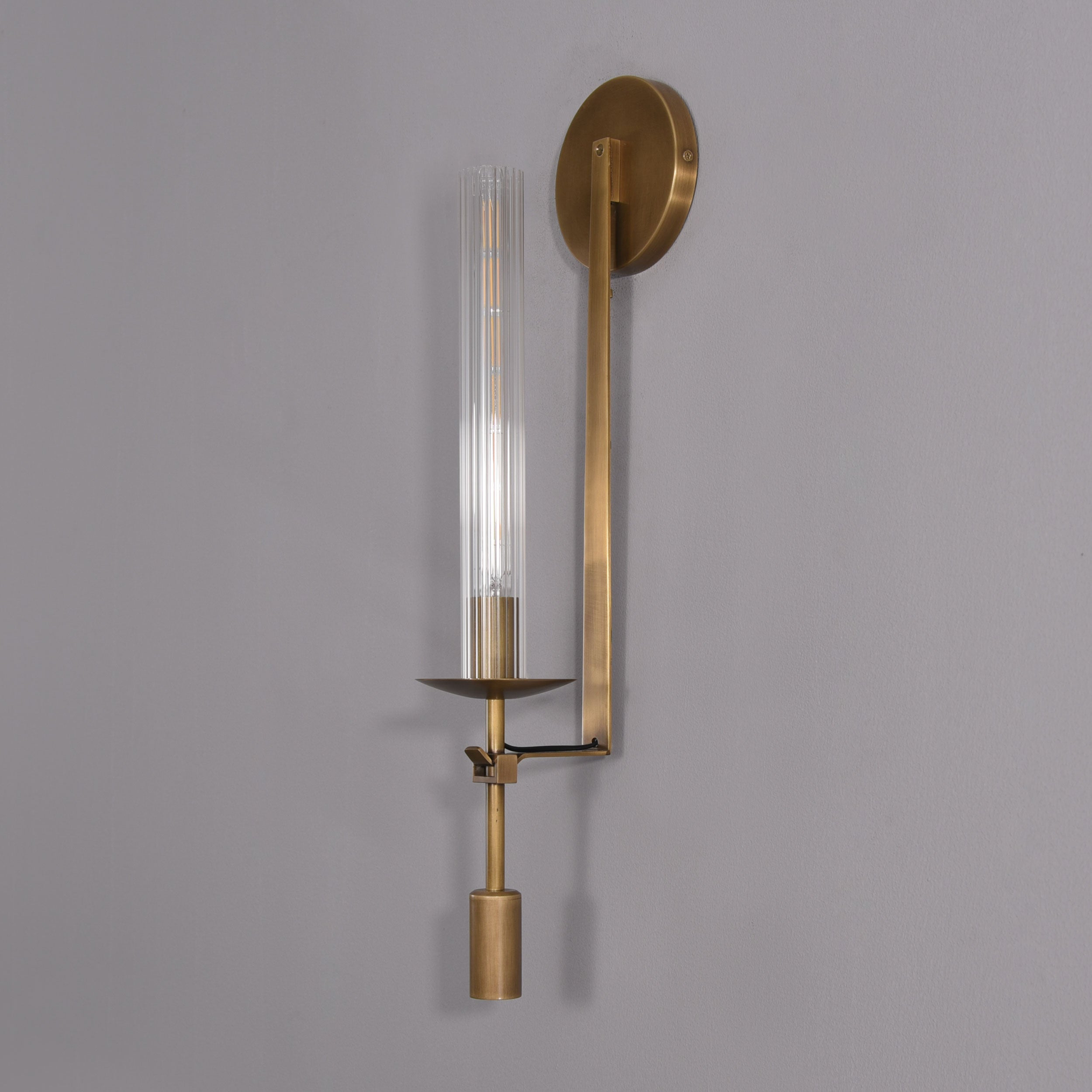 Allan single Sconce Brass