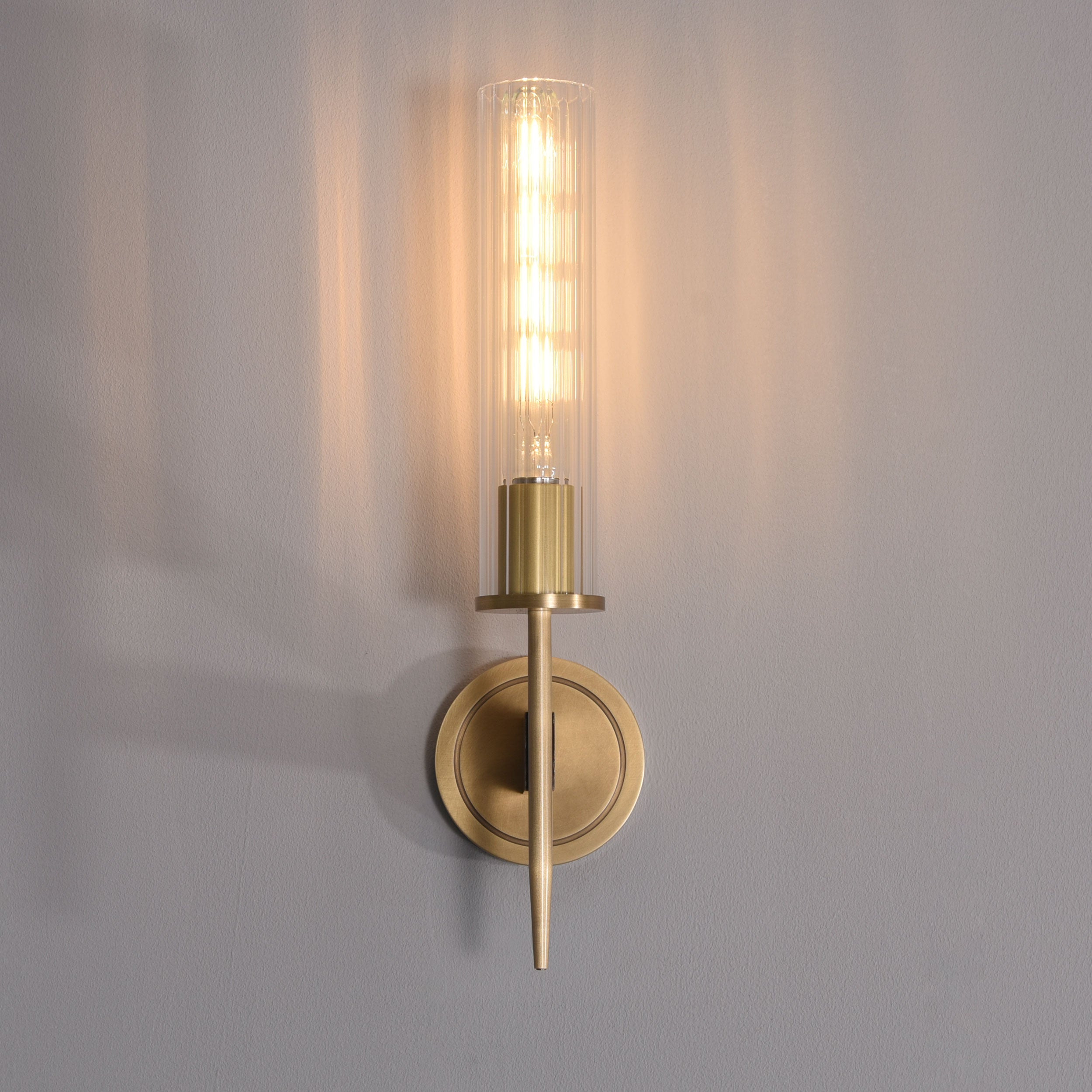 Figure Single Sconce Brass