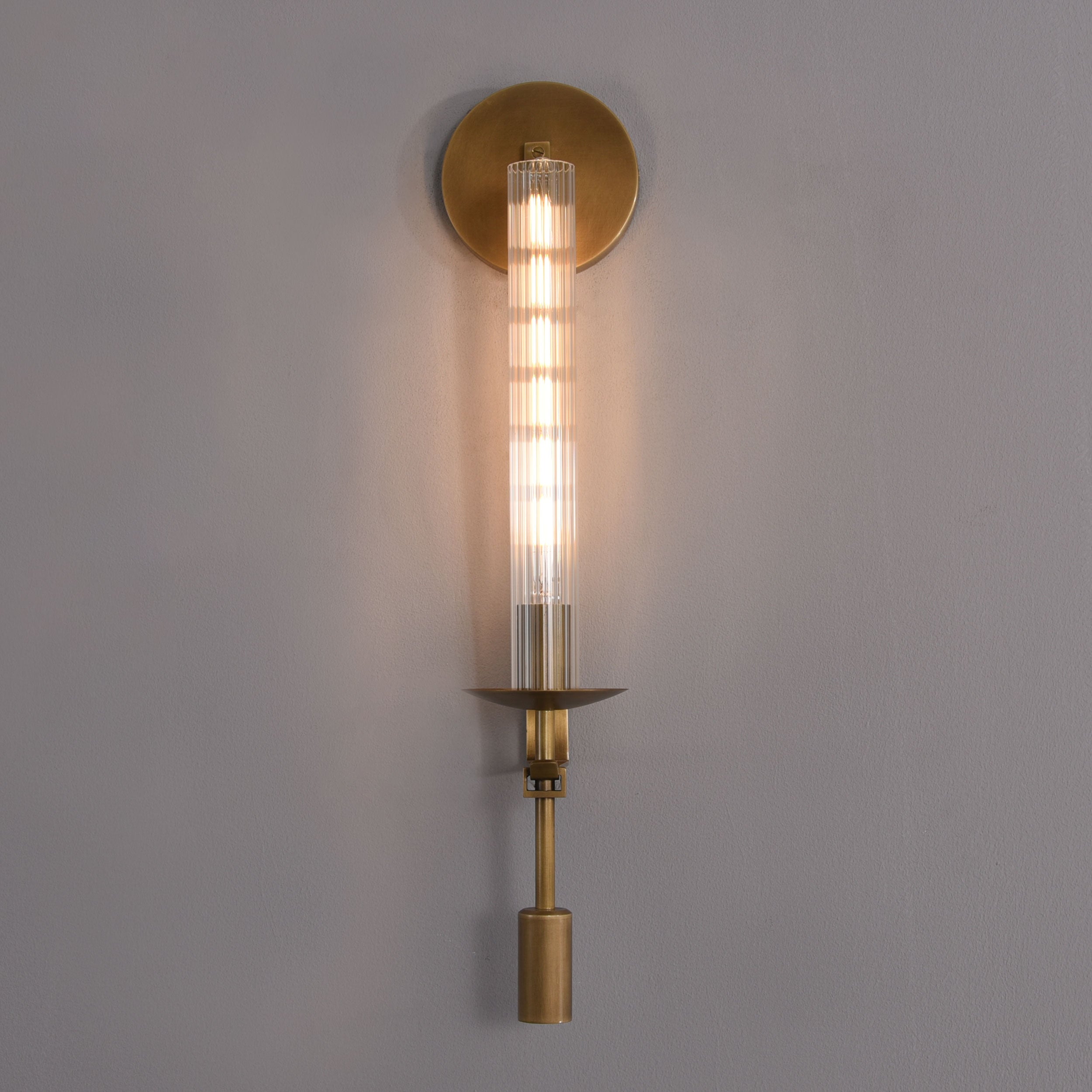 Allan single Sconce Brass