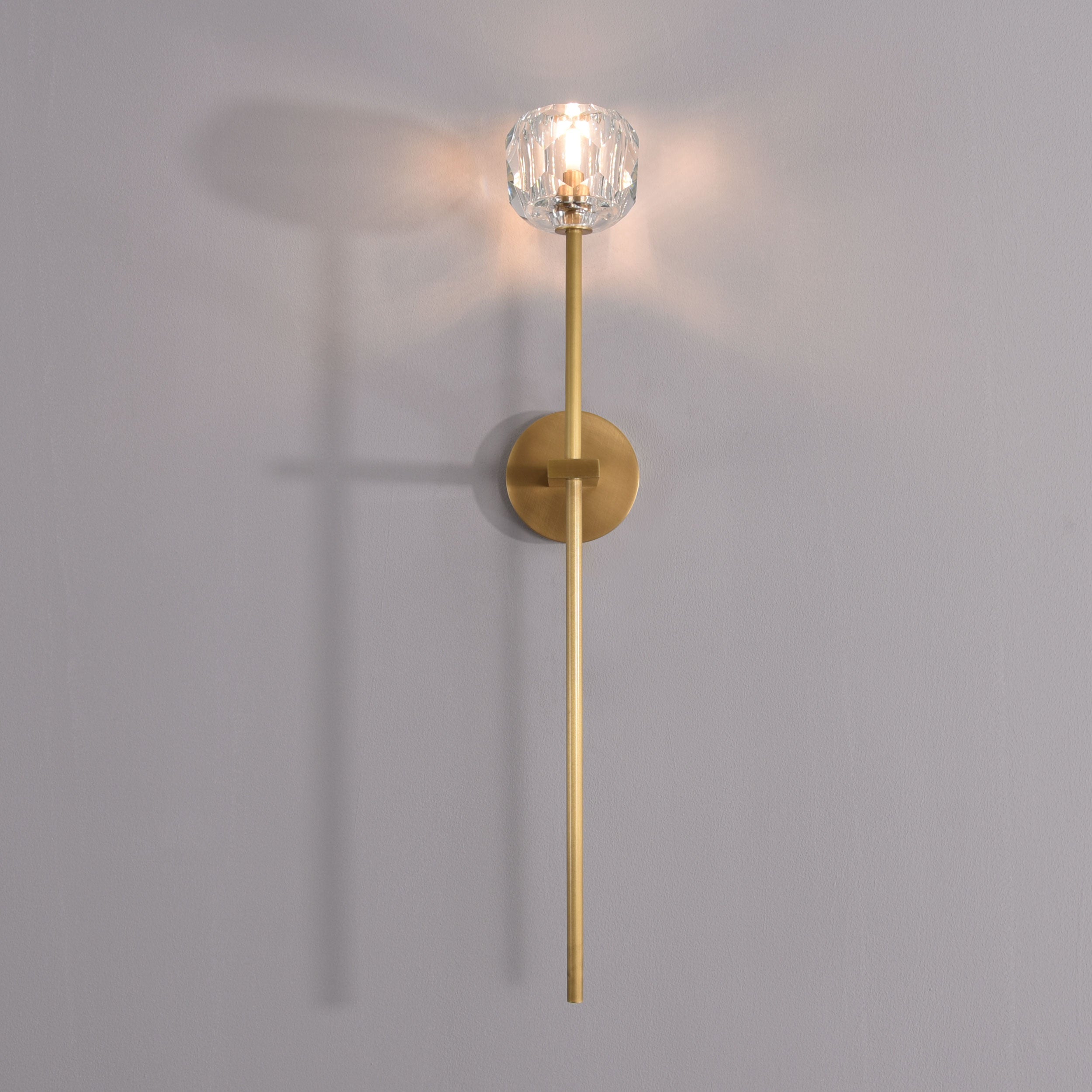 Spheres De Crystal Single Sconce Brass