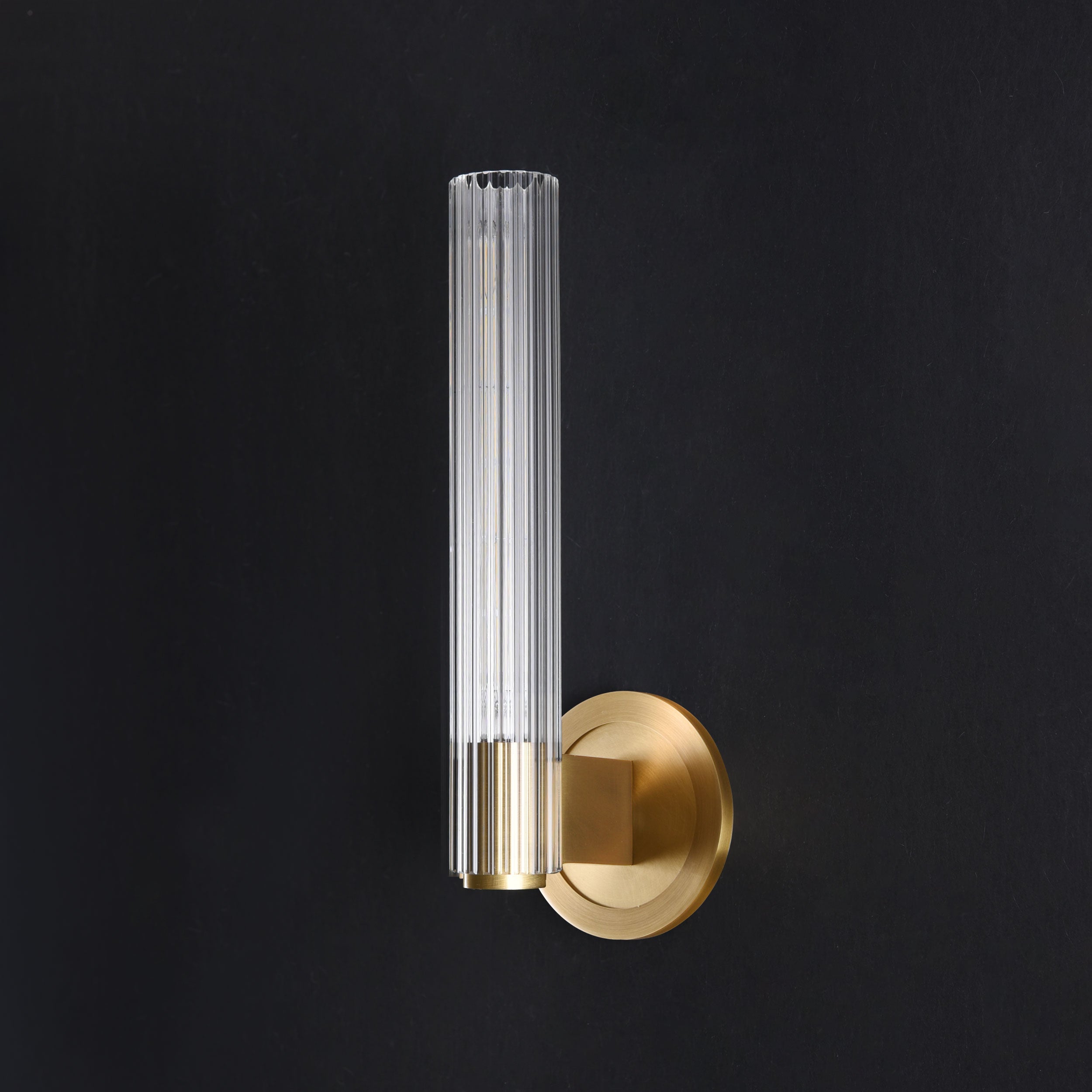 Layker Single Sconce Brass