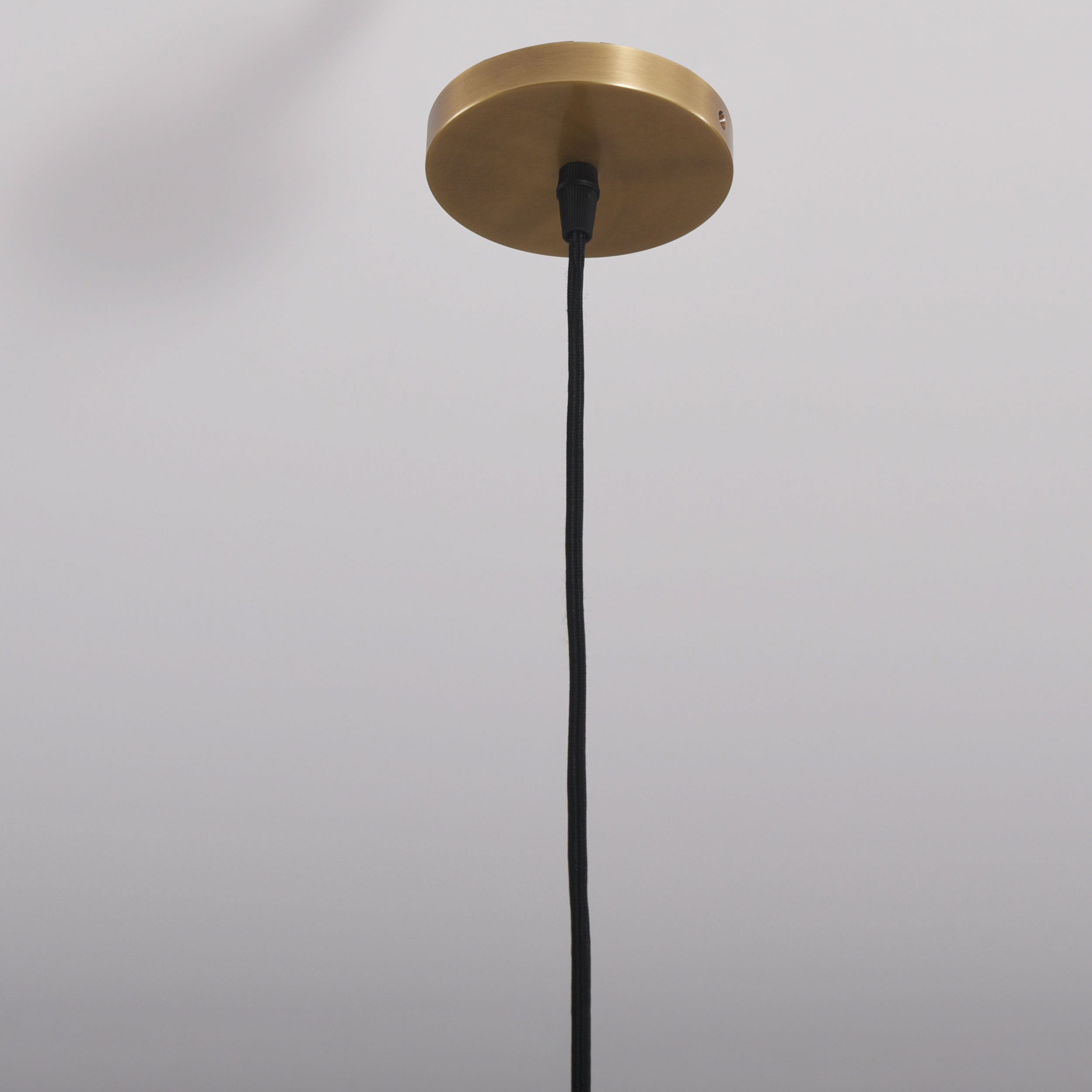 Larate Pendant Brass