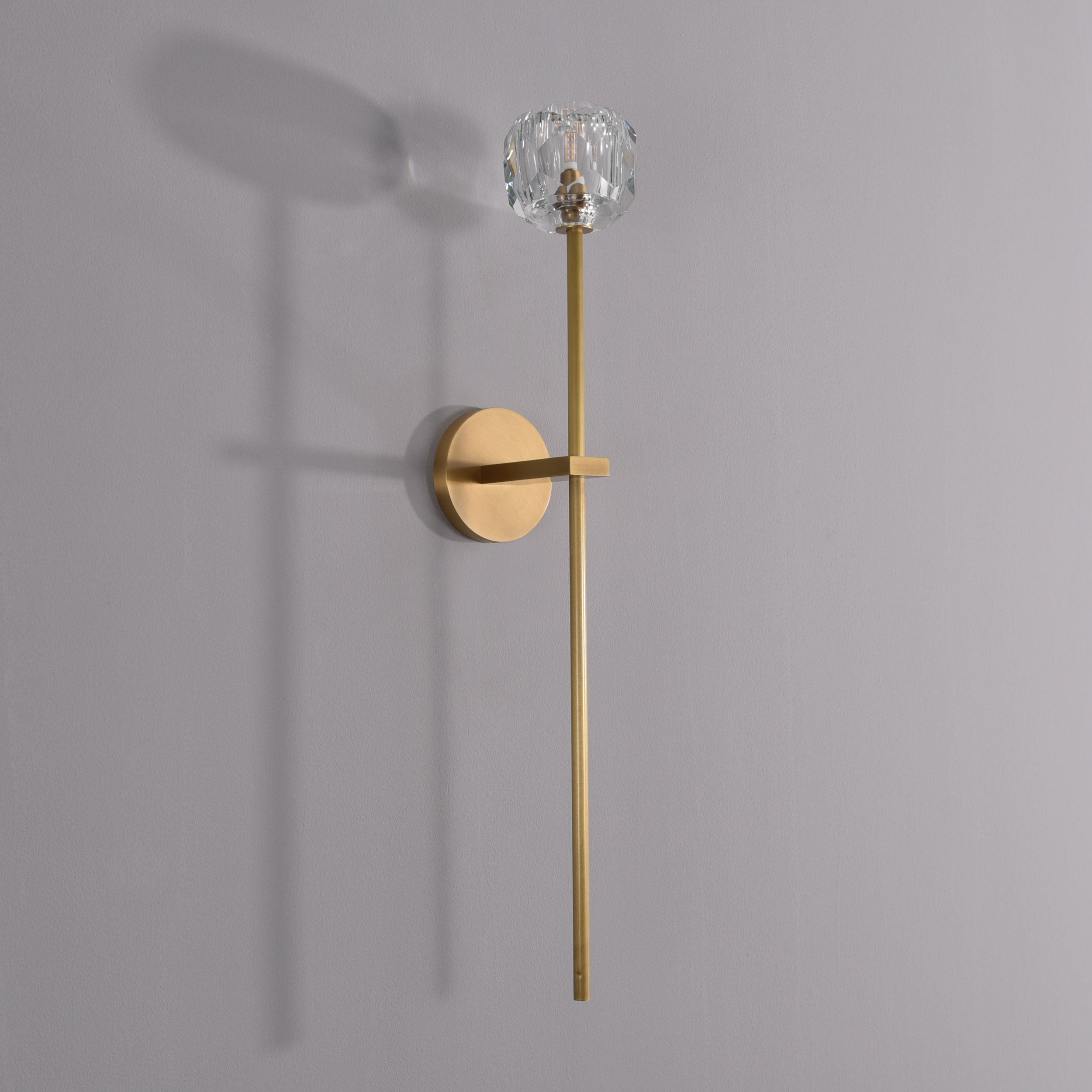 Spheres De Crystal Single Sconce Brass