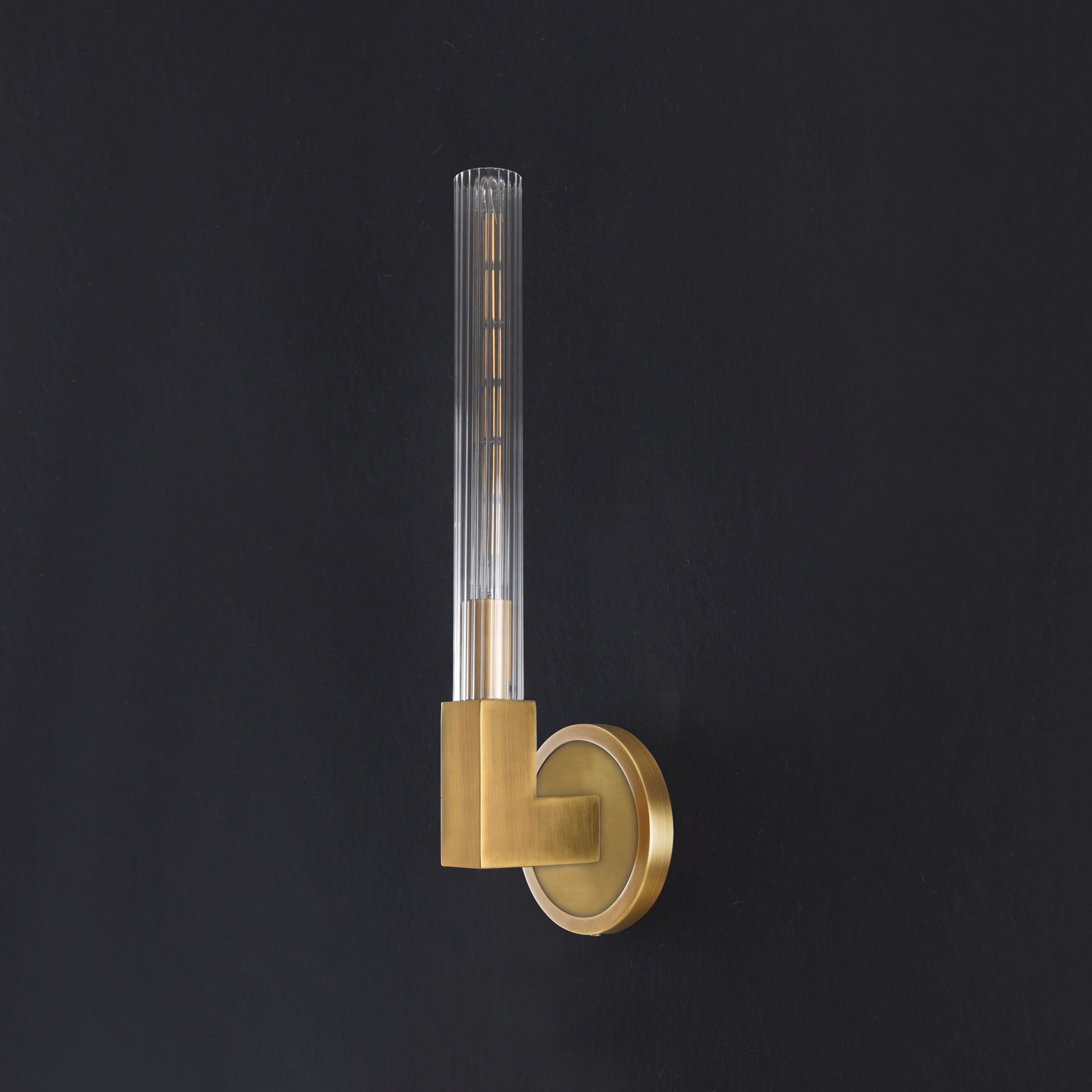 Herence single sconce brass