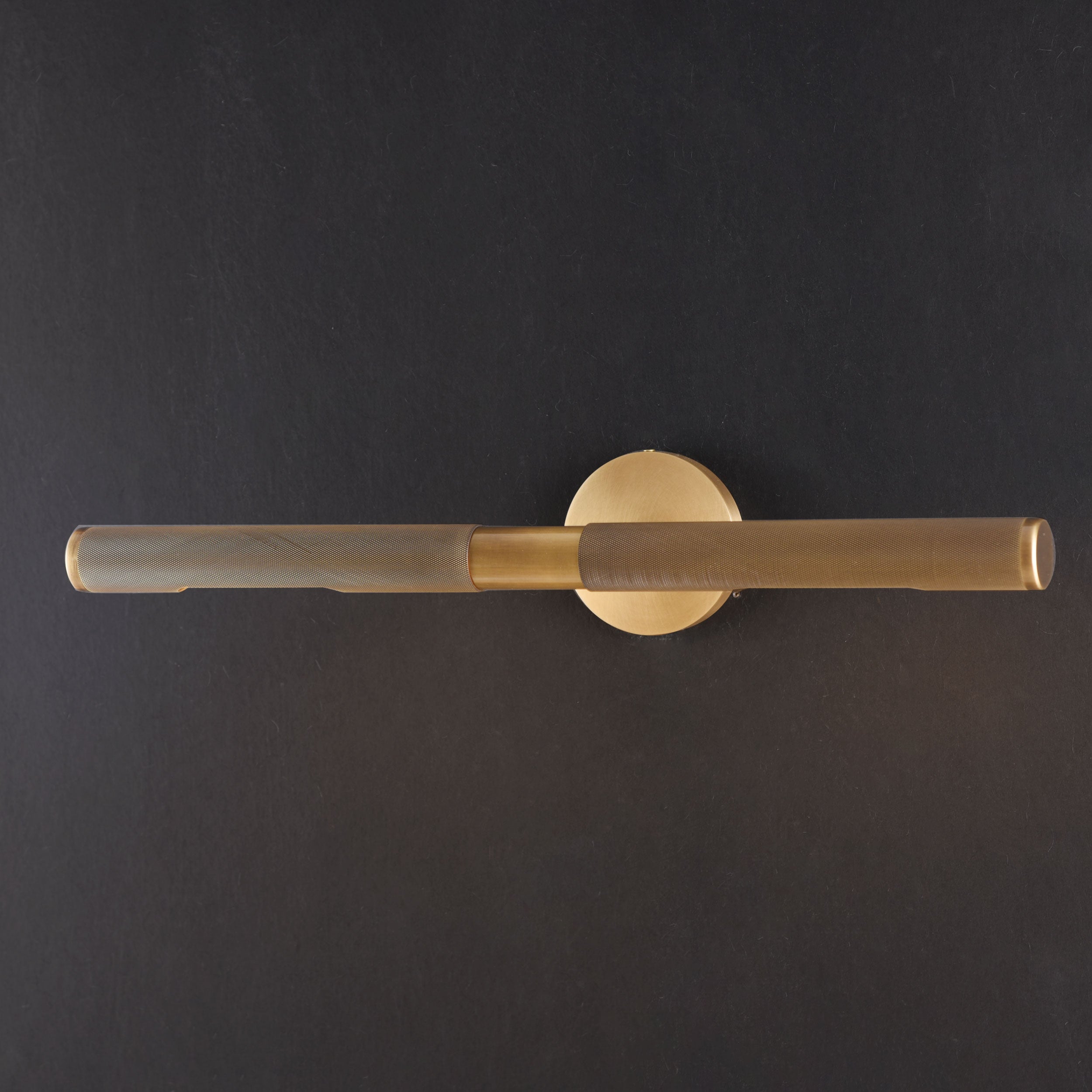 Mande Picture Sconce