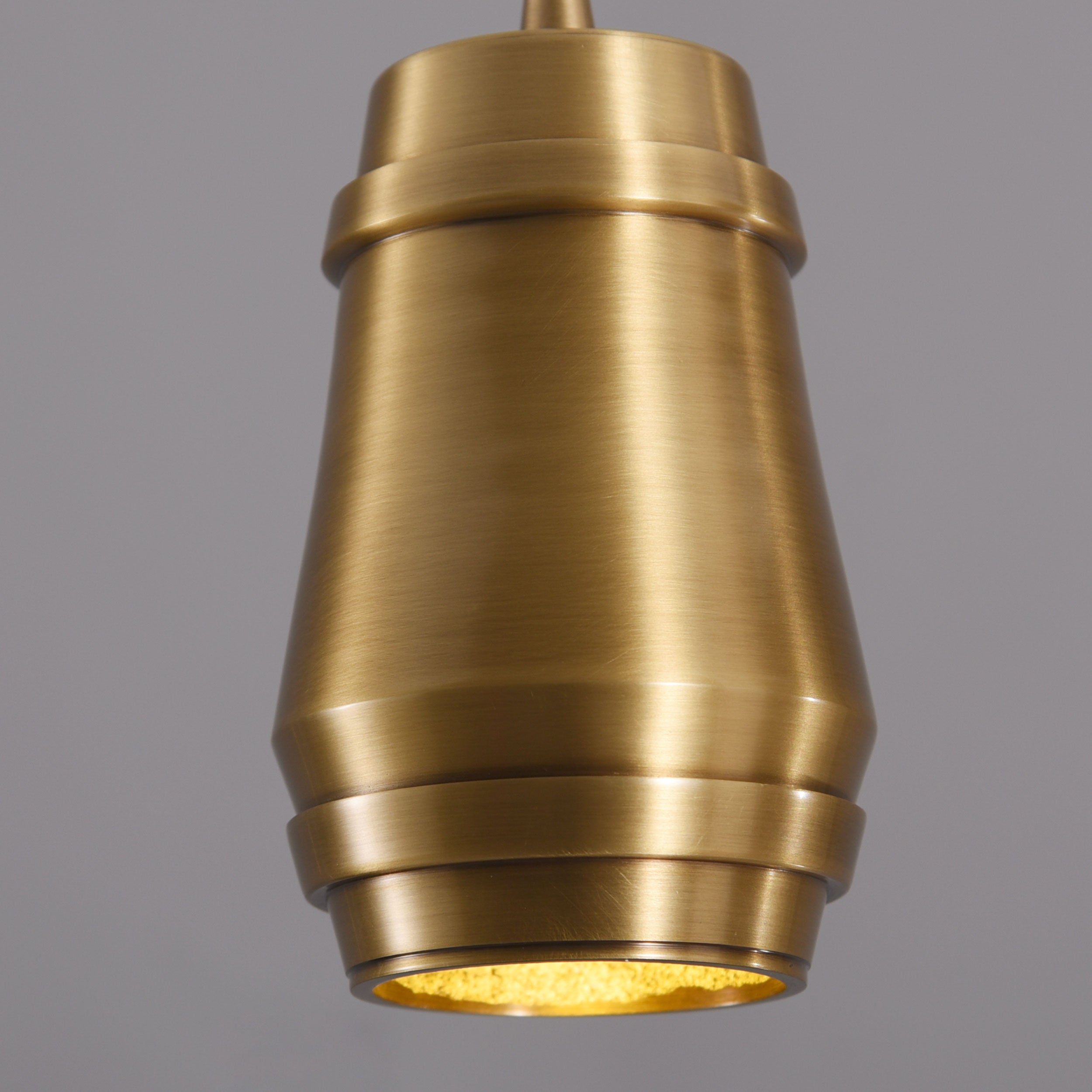 Larate Pendant Brass