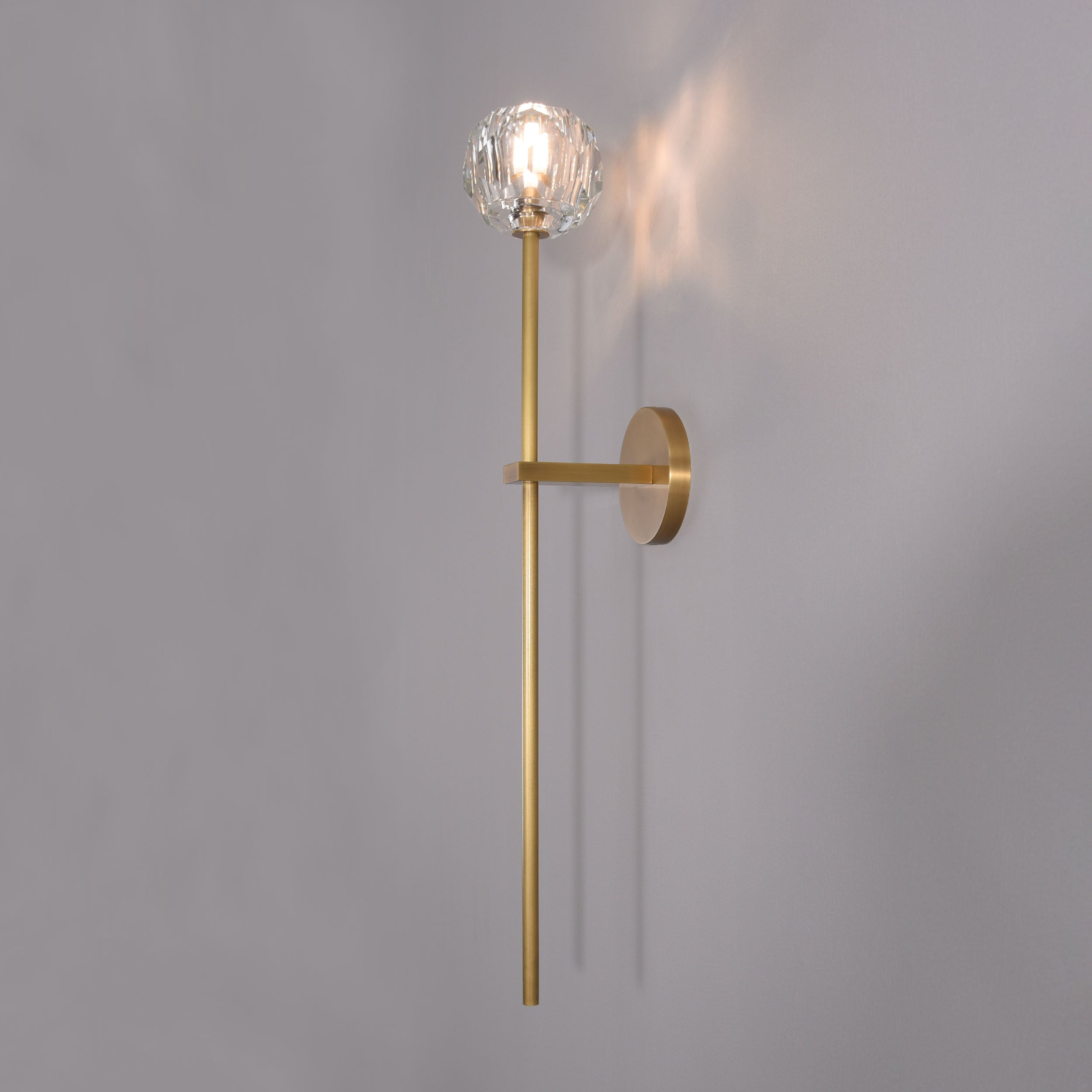 Spheres De Crystal Single Sconce Brass