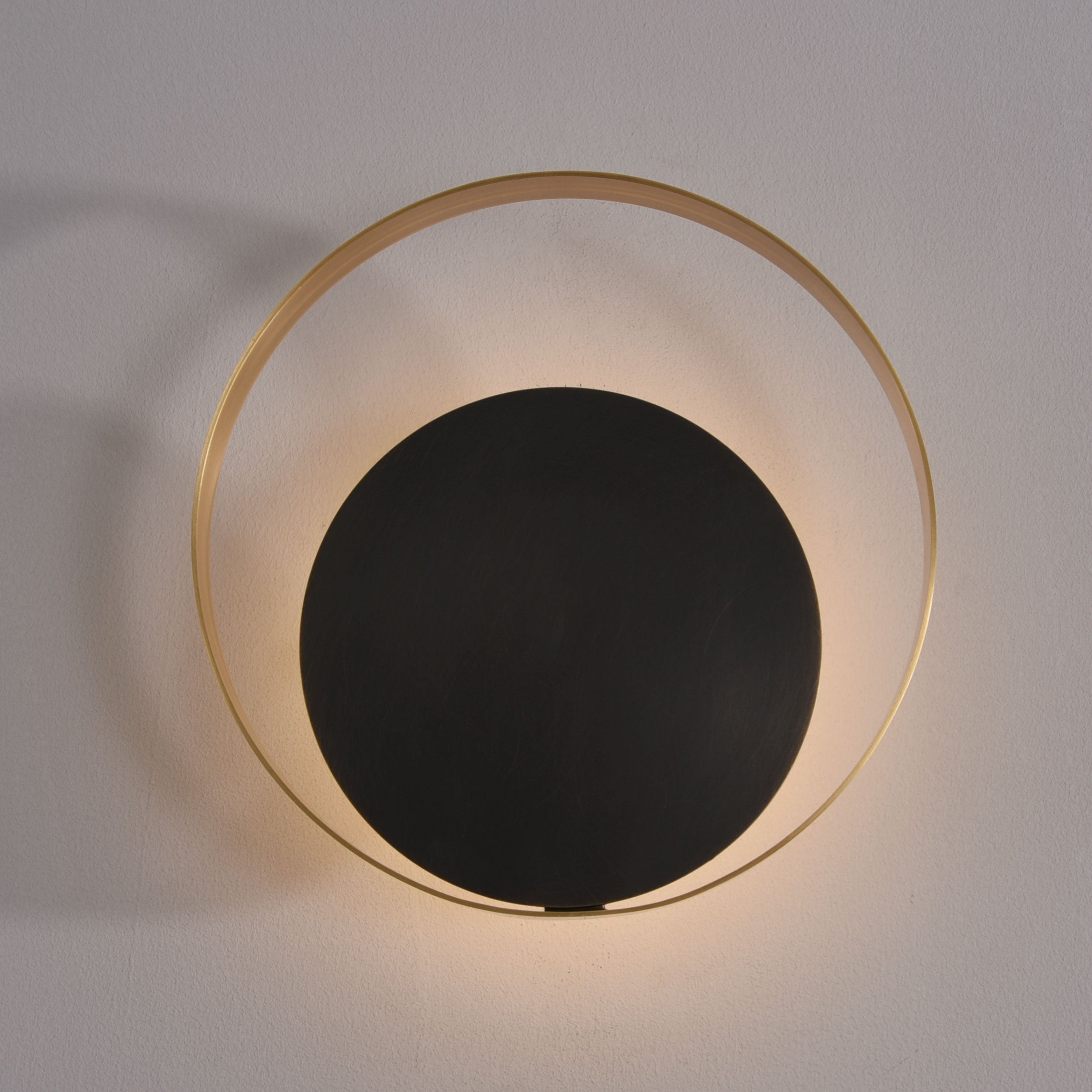 Circle Sconce Brass