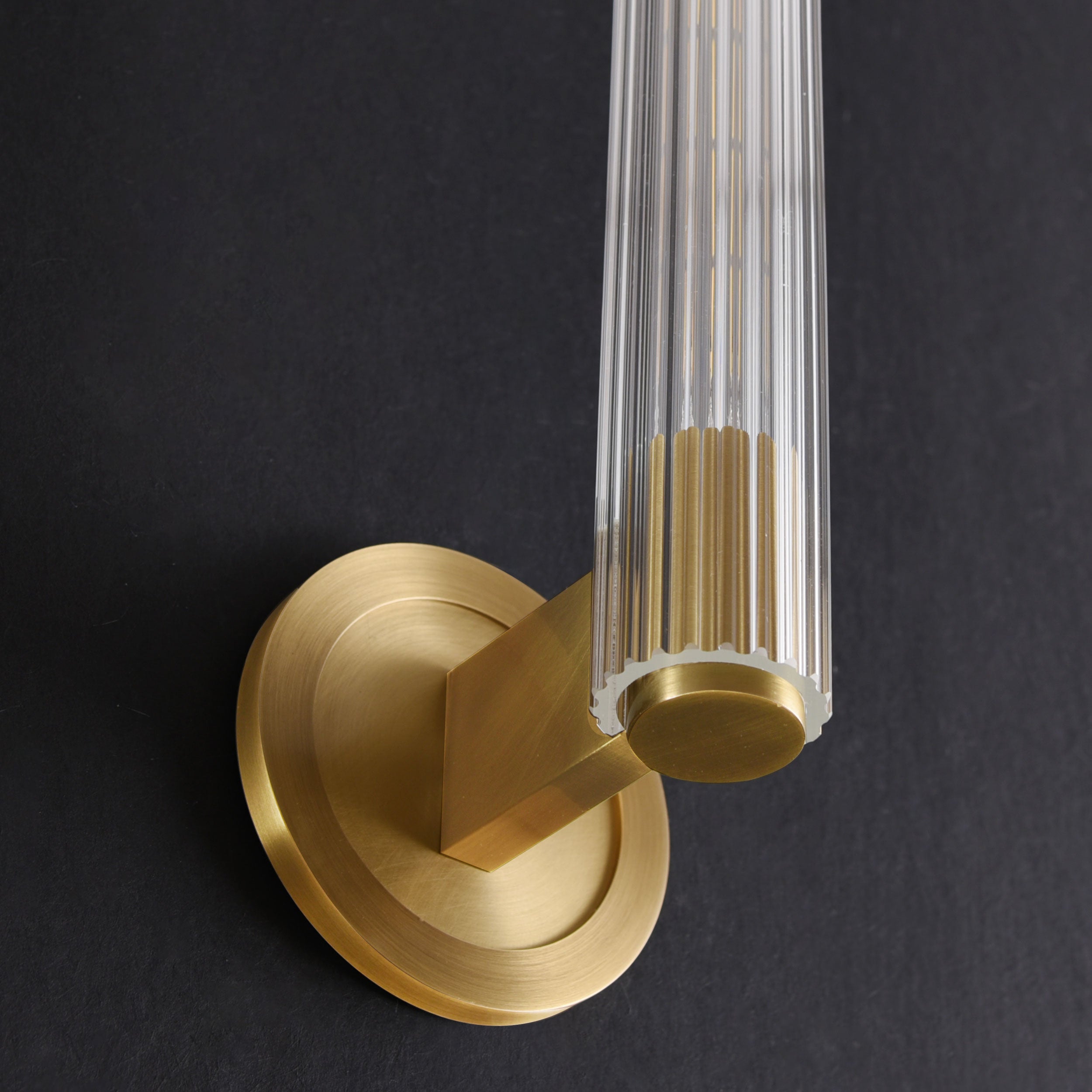 Layker Single Sconce Brass